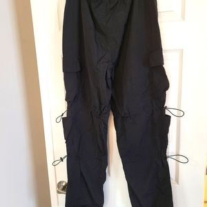 Garage size Large black Parachute pants